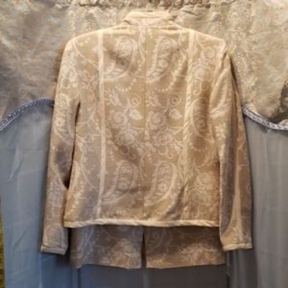 NEIMAN MARCUS EXCLUSIVE 2PC CRM SKIRT SUIT SZ 8 - Picture 4 of 8